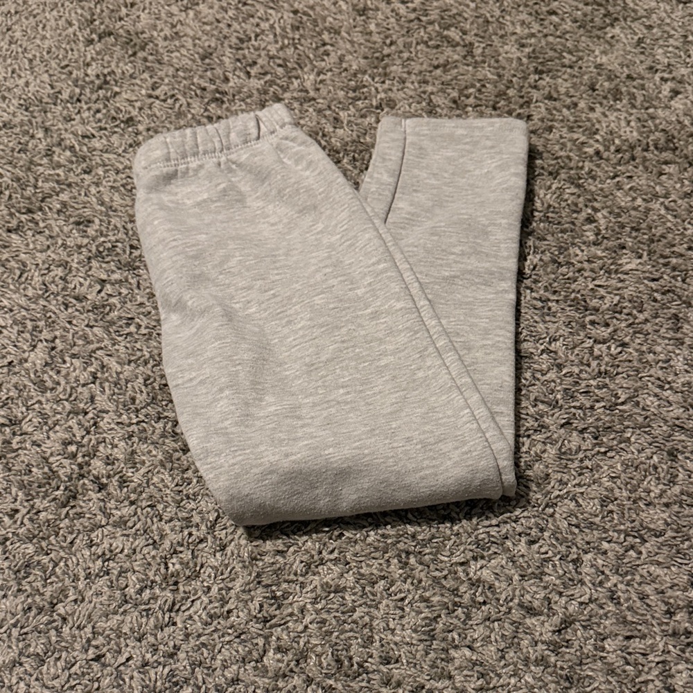 {btween} sweatpants